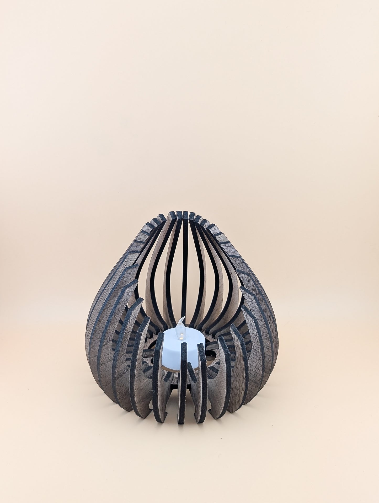 Tea light candle holder
