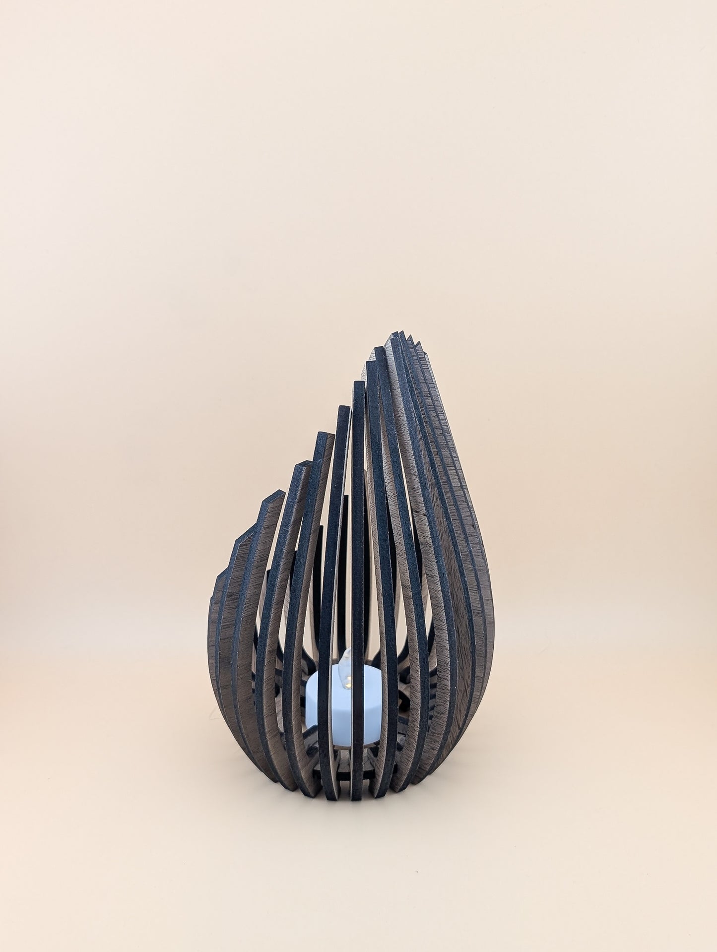 Tea light candle holder