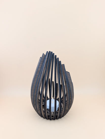 Tea light candle holder