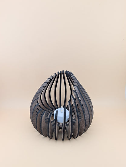 Tea light candle holder
